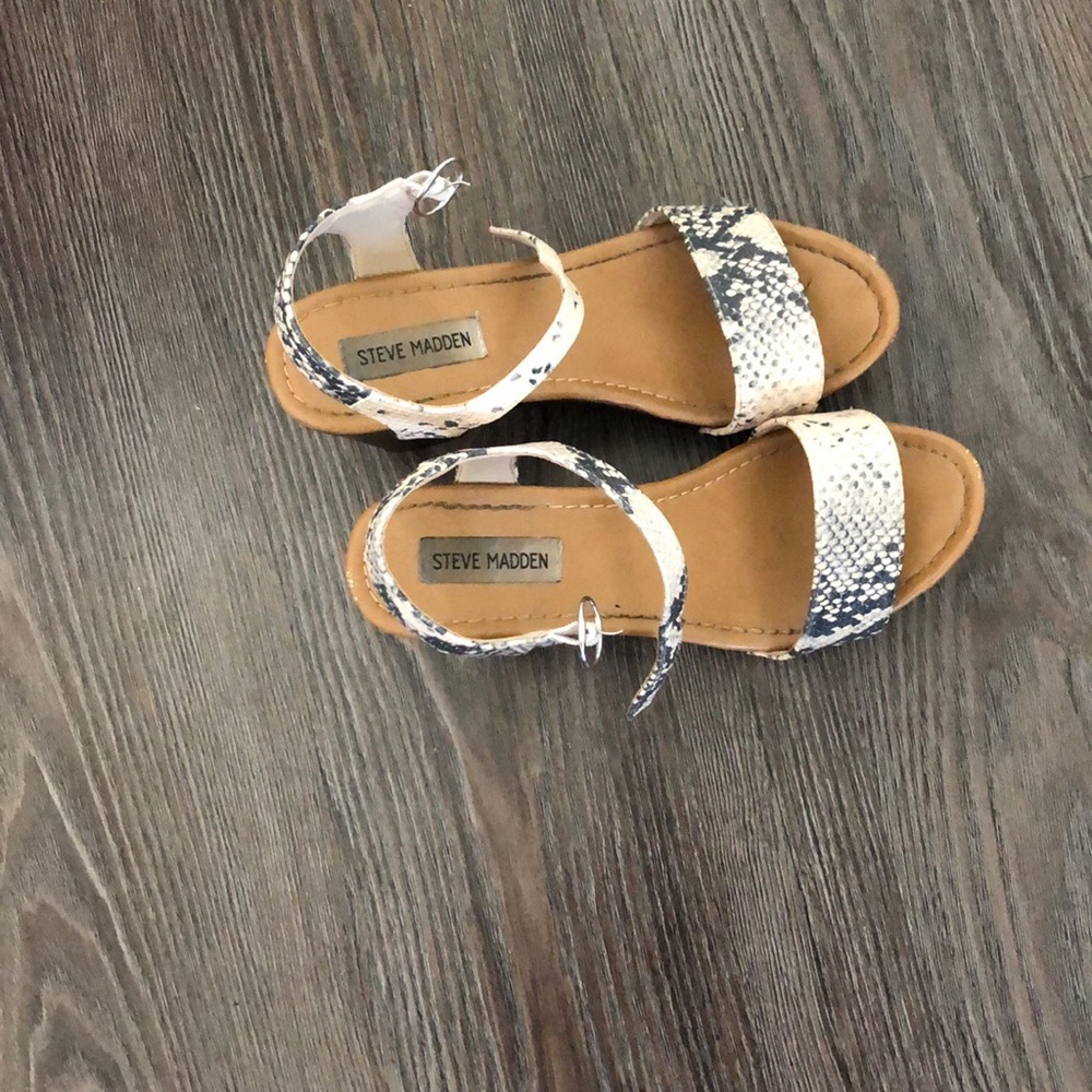 Steve Madden snakeskin heels